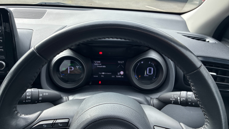 Toyota Yaris 1.5 Hybrid Design 5dr CVT Hybrid Hatchback